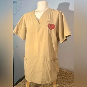 Clifford small scrub top